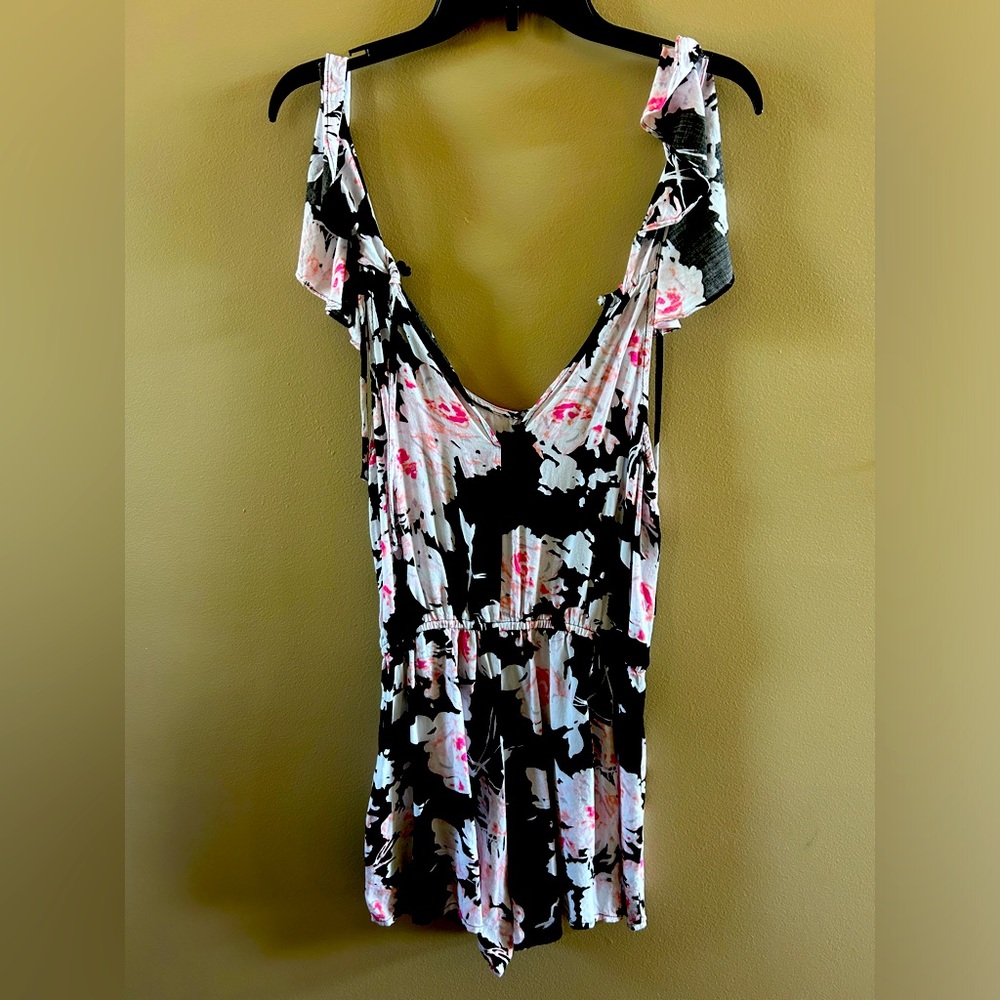 Cold Shoulder Floral Romper
